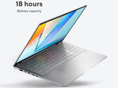El Vivobook S 15 OLED (S5597QA) debería estar disponible en las variantes Snapdragon X Plus y Snapdragon X Elite. (Fuente de la imagen: Roland Quandt & WinFuture)
