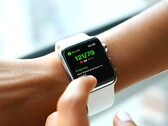 El Apple Watch 11 y el Apple Watch Ultra 3 podrían ofrecer detección de la tensión arterial, y se espera un rediseño importante a partir del Apple Watch 12. (Fuente de la imagen: Qardio)