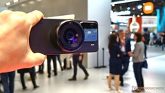 Los rumores sobre el Xiaomi 17 Ultra se intensifican y prometen muchas novedades para el lanzamiento sorprendentemente temprano del buque insignia de la cámara Leica. (Fuente de la imagen: Alexander Fagot, Notebookcheck)