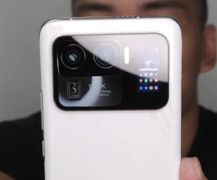 El Xiaomi Mi 11 Ultra se ha filtrado, incluye una pequeña pantalla de segundo día en la protuberancia de la cámara trasera. (Imagen: Tech Buff PH)