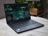 Análisis del portátil Lenovo ThinkPad P15v G3 AMD: una estación de trabajo ThinkPad ahora con Ryzen 6000H por primera vez