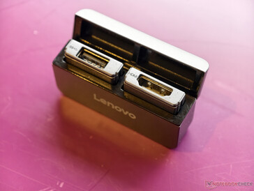 Puertos modulares del concepto de PC AI modular ThinkBook