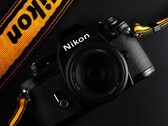 Nikon podría pasar pronto a manos del gigante óptico EssilorLuxottica.
