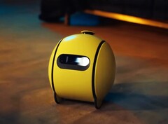 Samsung Ballie es a la vez una cámara de seguridad móvil y un proyector.