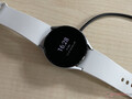 El Galaxy Watch5 Pro puede parecer un Galaxy Watch4 más grande, en la imagen. (Fuente de la imagen: NotebookCheck)