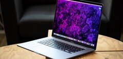 El próximo MacBook Pro de 16 pulgadas aparentemente llegará con GPU RDNA 2. (Fuente de la imagen: Apple)
