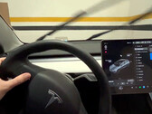 La velocidad del limpiaparabrisas del Model 3/Y por fin se puede ajustar con botones (imagen: Laplasz/Twitter)