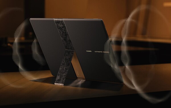 El Huawei MateBook Fold tiene un pie de apoyo integrado y seis altavoces. (Fuente de la imagen: Huawei)