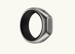 El Stream Ring se lleva en los dedos índices del usuario, y es resistente tanto a la lluvia como al lavado de manos. (Fuente de la imagen : Sandbar)