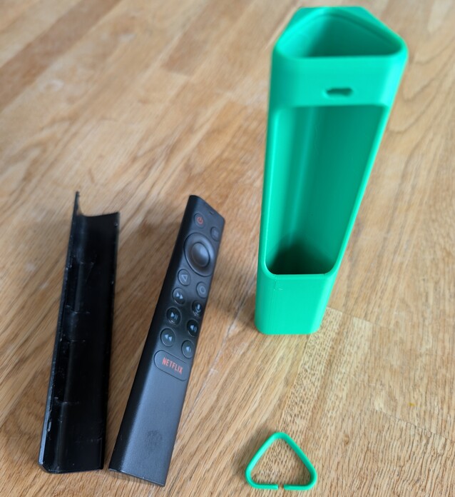 La carcasa remota de la Nvidia Shield es más que capaz de arreglar una tapa de batería rota (Fuente de la imagen: Notebookcheck)