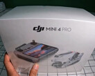 El DJI Mini 4 Pro ya ha sido desempaquetado. (Fuente de la imagen: Igor Bogdanov)
