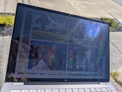 Al aire libre, bajo la luz del sol