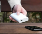 El banco de energía de 10.000 mAh de Anker (en la imagen) ha sido relacionado ya con 19 incidentes denunciados. (Fuente de la imagen: Anker)