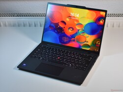 El ThinkPad T14s Gen 6 es un portátil ultraportátil decente