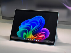 Microsoft Surface Pro OLED para empresas (Fuente de la imagen: Notebookcheck)