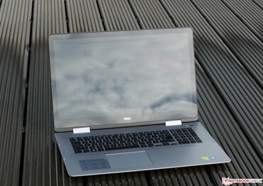 El Dell Inspiron 17-7786 al sol