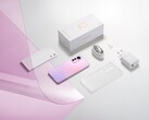 El Xiaomi 12 Lite viene con más accesorios que muchos otros smartphones modernos. (Fuente de la imagen: Xiaomi)