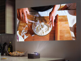 Philips ha anunciado el Screeneo U4, un proyector de tiro ultracorto. (Fuente de la imagen: Philips)