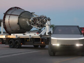 Las proezas de remolque del Cybertruck se han visto en la SpaceX Starbase de Texas. (Fuente de la imagen: Stargazer en YouTube)