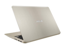 En reseña: Asus VivoBook S14 S410UQ. Unidad cortesía de Computer Upgrade King. Use el código NBC10 por $10 de descuento