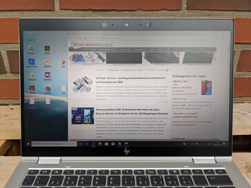 HP EliteBook x360 1030 G4 - uso al aire libre a la sombra, sin Sure View