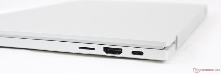 Bien: Lector MicroSD, HDMI 2.0, USB-C con Thunderbolt 4, entrega de energía y DisplayPort