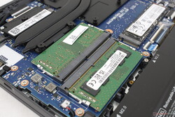 2 ranuras SODIMM accesibles