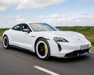 El deportivo Porsche Taycan EV (Fuente de la imagen: Porsche)