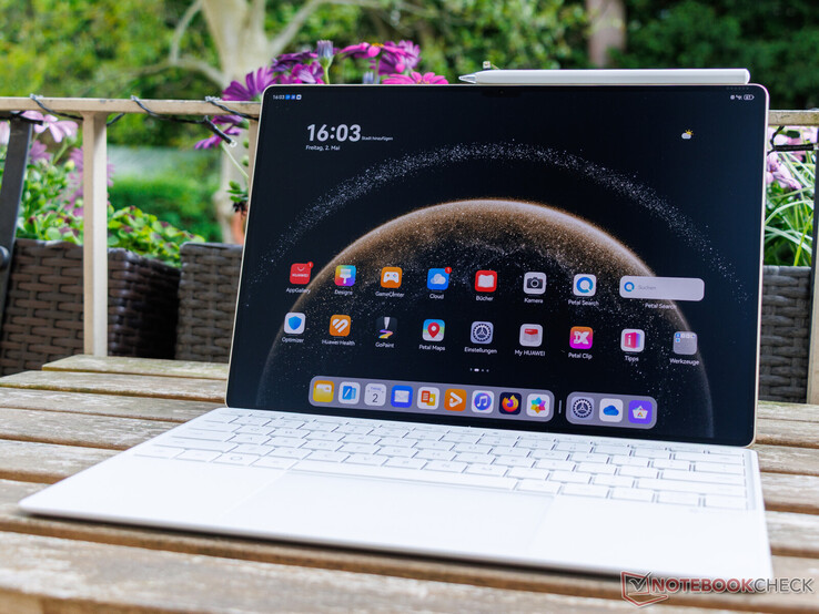 Una imagen del Huawei MatePad 13.2 (2025) como referencia. (Fuente de la imagen: Notebookcheck)