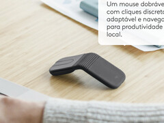 El Logitech Mobi Fold en uno de sus tres colores de lanzamiento.