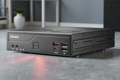 El mini PC Shuttle XPC Slim DH810 tiene en el punto de mira a los informáticos industriales. (Fuente de la imagen: Shuttle, editado)