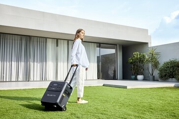 La Bluetti Elite 400 tiene un mango telescópico retráctil y ruedas de rodaje suave (Fuente de la imagen: Bluetti)