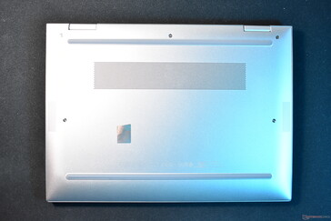 Tapa inferior HP EliteBook x360 830 G10