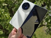 El Vivo X Fold 5 será más ligero que el Vivo X Fold 3 que aparece en la imagen (fuente de la imagen: Notebookcheck)