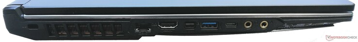 Lado derecho: Ranura de seguridad Kensington, puerto Gigabit Ethernet, salida HDMI, puerto Mini DisplayPort, un puerto USB 3.2 Gen2 Tipo A, un puerto USB 3.2 Gen2 Tipo C, un conector para auriculares y un conector para micrófono.