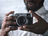 La Fujifilm X100V se ha convertido en una leyenda en la comunidad fotográfica, a pesar de su condición de no-obtanium debido a la escasa producción. (Fuente de la imagen: Fujifilm)