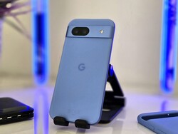 Reseña del Google Pixel 8a. Dispositivo de prueba proporcionado por Google Alemania.