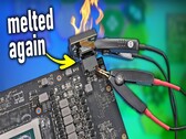RTX 4090 con 12VHPWR fundido (Fuente de la imagen: canal de YouTube de Der8auer)