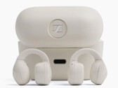 Los Sennheiser Accentum Clip ofrecen hasta 9 horas de autonomía, y 36 horas con el estuche de carga.