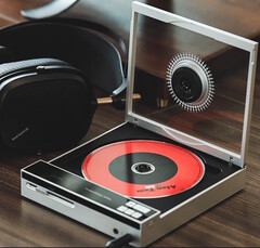 El reproductor de CD portátil Shanling EC Zero AKM incorpora transmisión Bluetooth, copia de CD y funciones DAC USB. (Fuente de la imagen: Shanling)