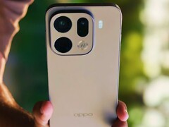 El Oppo Find X9s Pro tiene dos cámaras de 200MP y una de 50MP en la parte trasera.