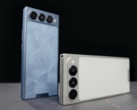 El concepto Tecno Phantom Ultimate G Fold (en la imagen) en dos colores diferentes. (Fuente de la imagen: Tecno)
