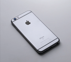 El iPhone SE y el iPhone 6 originales no serán elegibles para el iOS 15. (Fuente de la imagen: Shiwa ID)