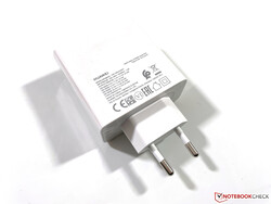 adaptador de corriente de 65 W