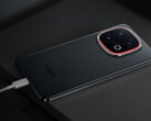 el próximo buque insignia de iQOO podría llevar una batería de 7.000 mAh. En la imagen: iQOO 13. (Fuente de la imagen: iQOO)
