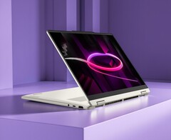 El portátil convertible 2 en 1 Lenovo Yoga 7a luce una hermosa pantalla OLED y APU Zen 5. (Fuente de la imagen: Lenovo)