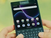 El Titan 2 es un imitador de BlackBerry y ya se puede comprar en Kickstarter (Fuente de la imagen: Unihertz)