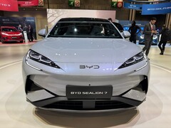 El BYD Sealion 7. BYD lanza el podcast Charge Up Australia presentado por un popular ecologista para acabar con los mitos del VE (Fuente de la imagen: Top ELectric SUV)