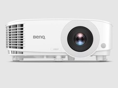 El proyector BenQ TH575 ha sido diseñado para los juegos, con una imagen de hasta 150 pulgadas (~381 cm) de ancho. (Fuente de la imagen: BenQ)