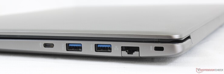 Derecha: USB-C con soporte para DisplayPort, 2x USB-A 3.1, Gigabit Ethernet, Kensington Lock